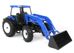 #13988 1/16 New Holland T6070 MFWD Tractor with Loader