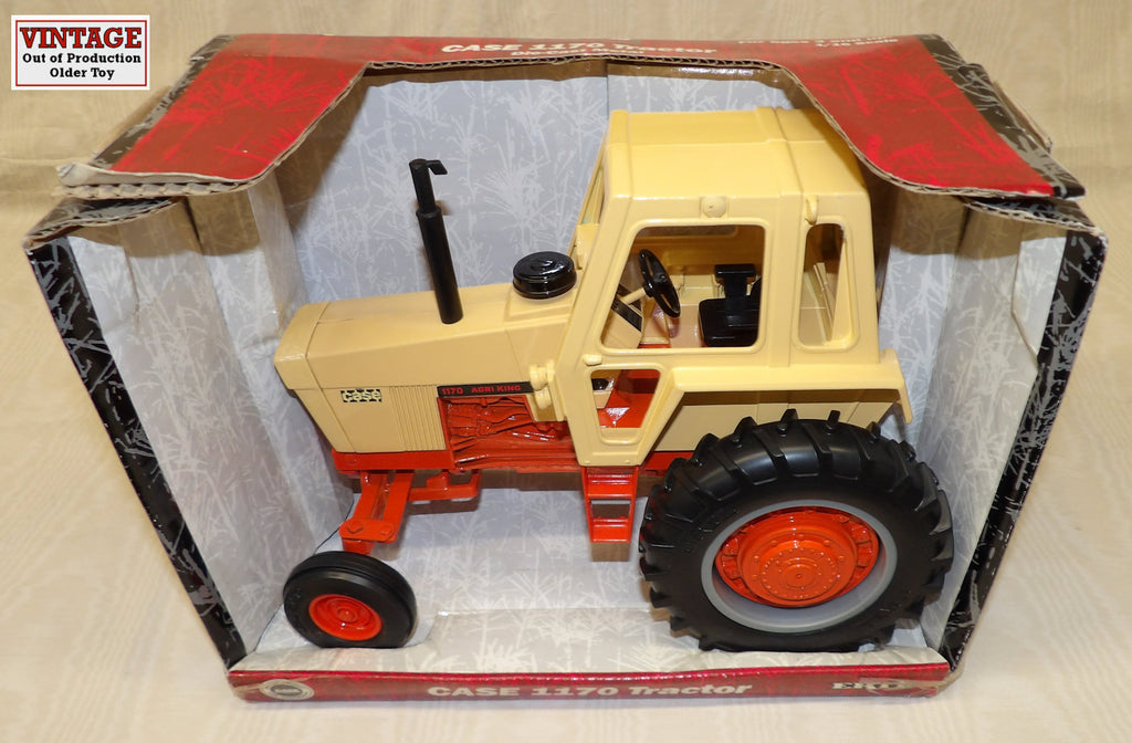 #14125 1/16 Case 1170 Agri King Tractor with Cab