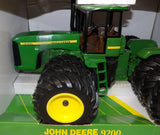 #15009 1/16 John Deere 9200 4WD Tractor with Triples