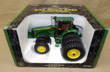 #15192A 1/16 John Deere 8520 Tractor with Front Duals & Rear Triples, Collector Edition