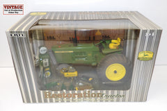 #15298D 1/16 John Deere 4020 Restoration Tractor Set, Dusty Chase Version