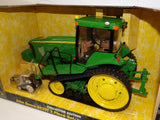 #15442A 1/16 John Deere 8520T 2-pc Collector Edition Set with Chrome 1/64 8520T Tractor