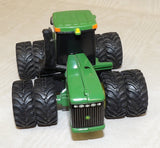 #157091 1/64 John Deere 9520 4WD Tractor with Duals - Paint Mark, No Package, AS IS