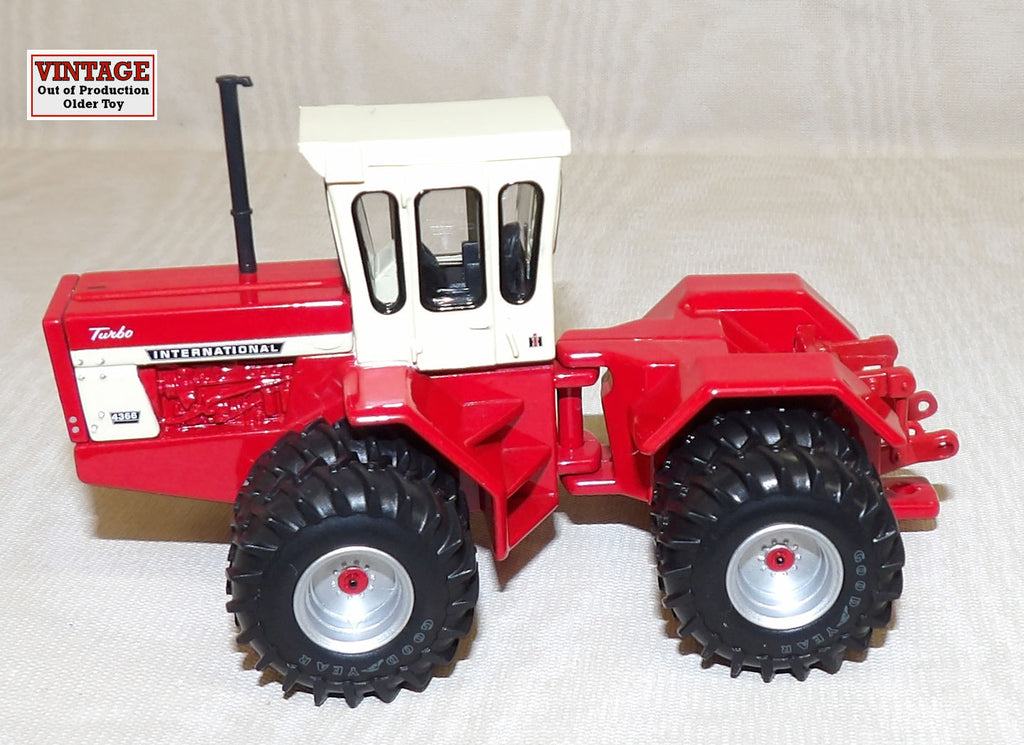 #16153A 1/64 International 4366 4WD Tractor, 2006 National Farm Toy Show Edition