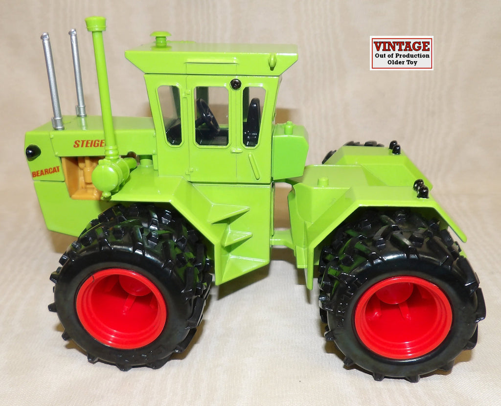 #2018DA 1/32 Steiger Bearcat Series I 4WD Tractor, Collector Edition