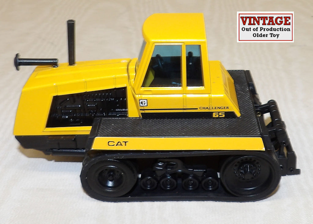 #233JL 1/50 Cat 65 Challenger Tractor - Broken Air Cleaner, AS IS