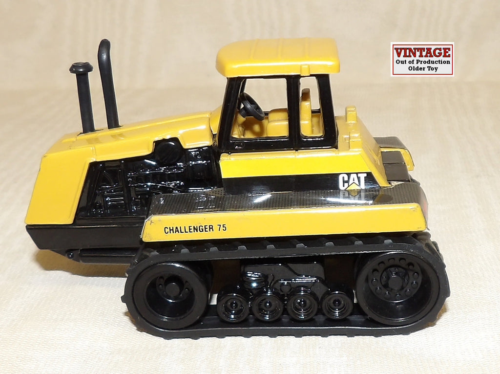 #2413EO 1/64 Cat Challenger 75 Ag Tractor - No Package, AS IS