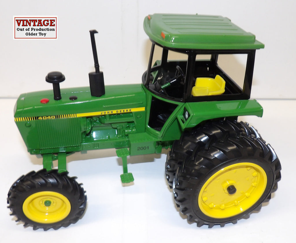 #29174P 1/16 John Deere 4040 MFWD Tractor with Duals, 2001 Toy Tractor Times Anniversary