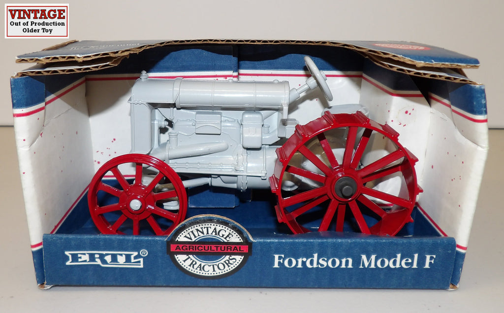 #301 1/16 Fordson Model F Tractor on Steel