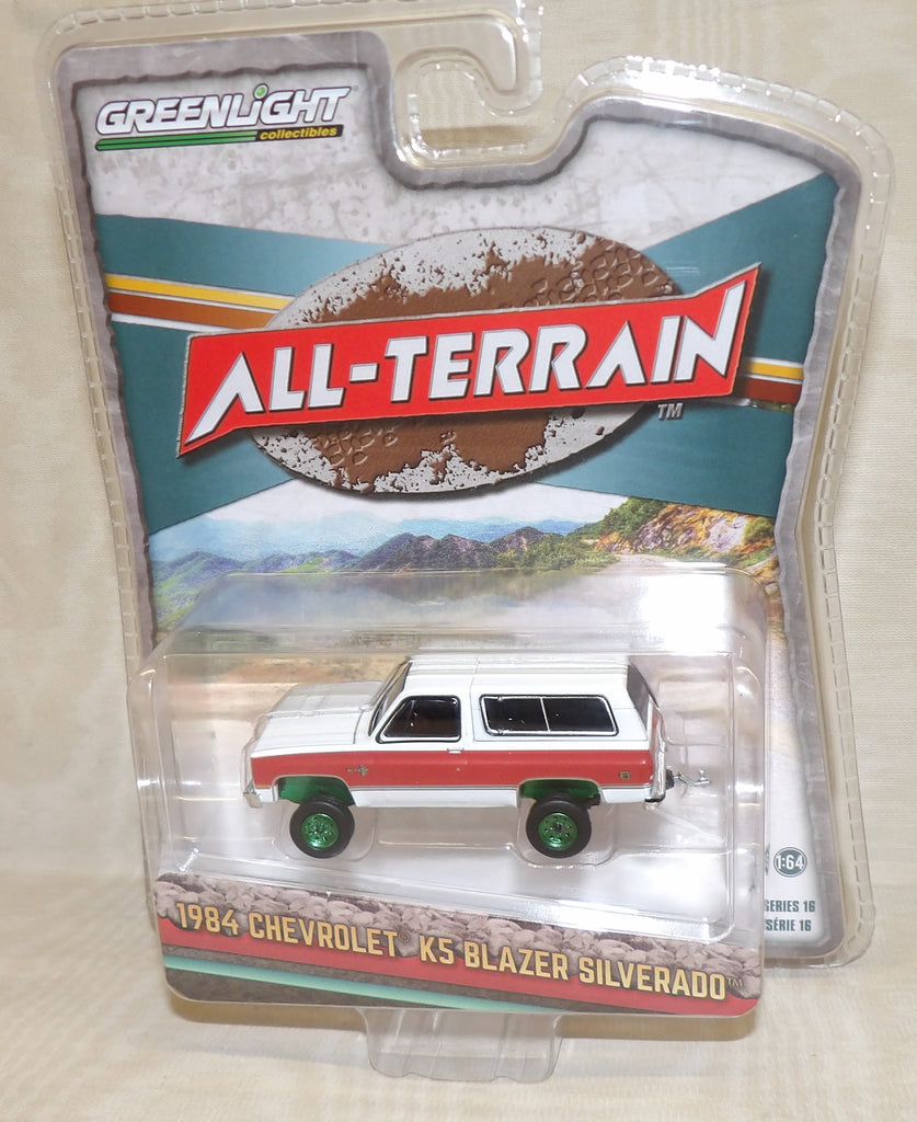 #35290-EG 1/64 1984 Chevrolet K5 Blazer Silverado Lifted - Green Machines Chase