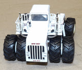 #40039 1/64 Big Bud 16V-747 900 H.P. 4WD Tractor with Duals, Modern Field Edition