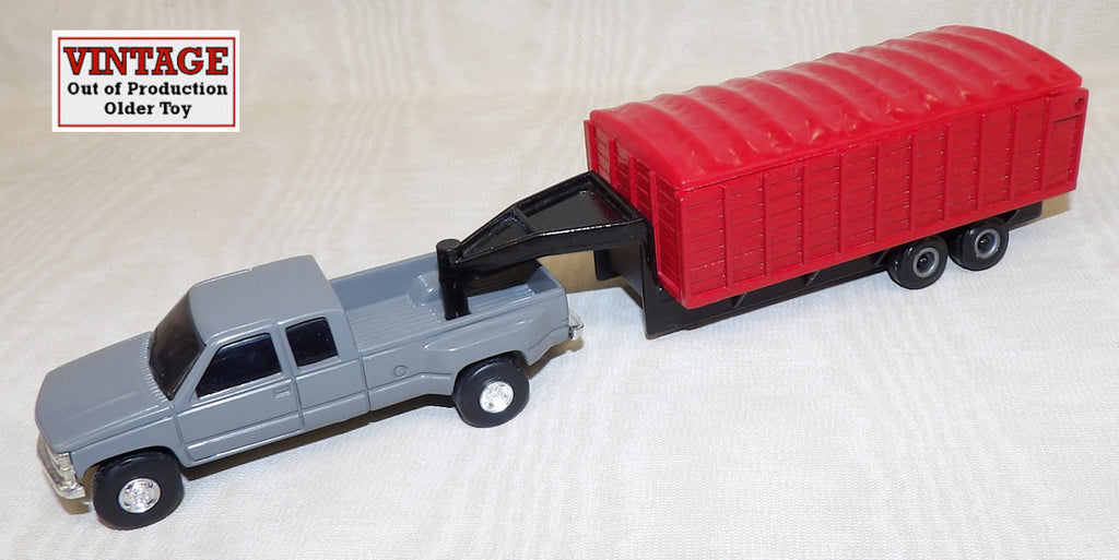 #4337 1/64 Gray GMC Dually Extended Cab Pickup with Red Gooseneck Grain Trailer - No Package, AS IS