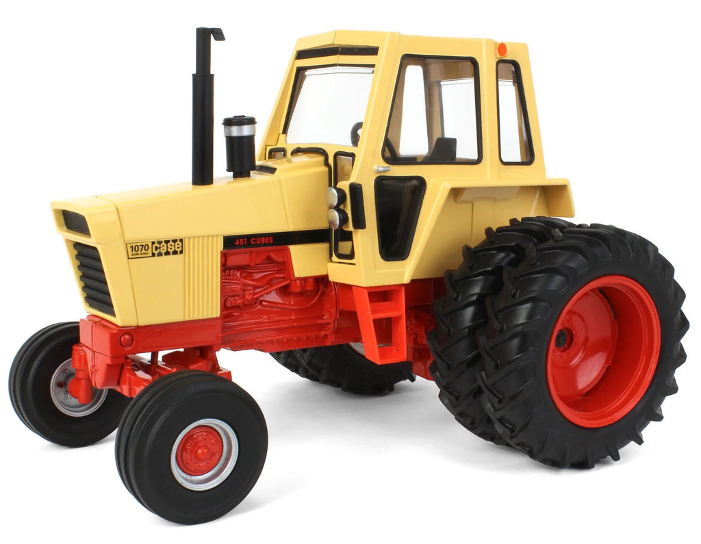 #44387OTP 1/16 Case 1070 Tractor with Duals, Prestige Collection