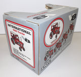 #4602 1/16 International 1568 V-8 Tractor Collectors Edition