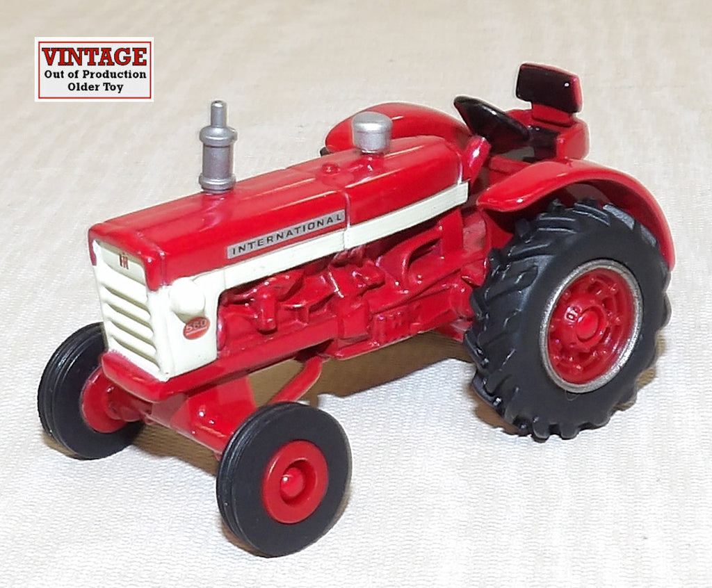 #4830 1/64 International 560 Standard Tractor with Wide Front - No Package, AS IS