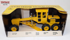 #504EO 1/16 John Deere Motor Grader