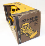 #507EO 1/16 John Deere Loader