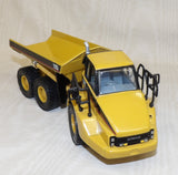 #55073 1/50 Cat 725D Articulated Truck, Pre-Owned