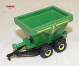 #5558 1/64 John Deere Dry Fertilizer Spreader - No Package, AS IS