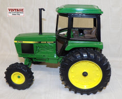 #5579DP 1/16 John Deere 2755 Utility Tractor - No Box, AS IS