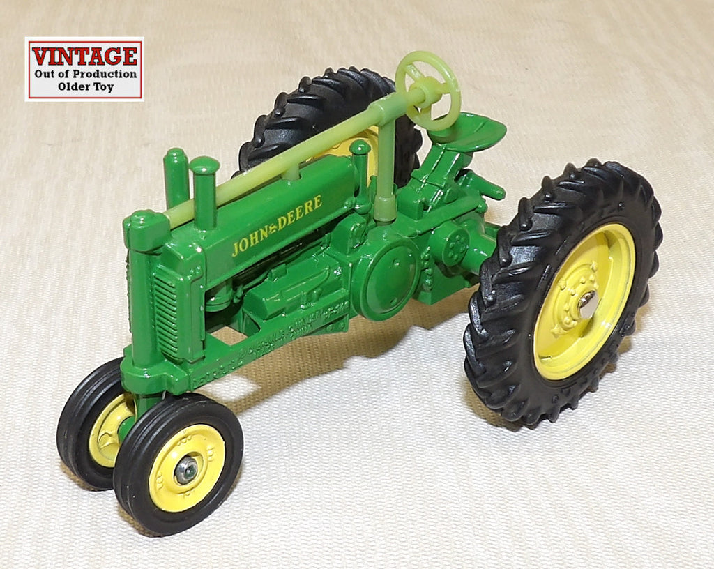 #5632-1 1/43 John Deere Model A Tractor with Rubber Tires - No Box, AS IS