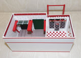 #57102GM 1/64 Pikes Peak Hill Climb Vintage Gas Station - Green Machines Chase