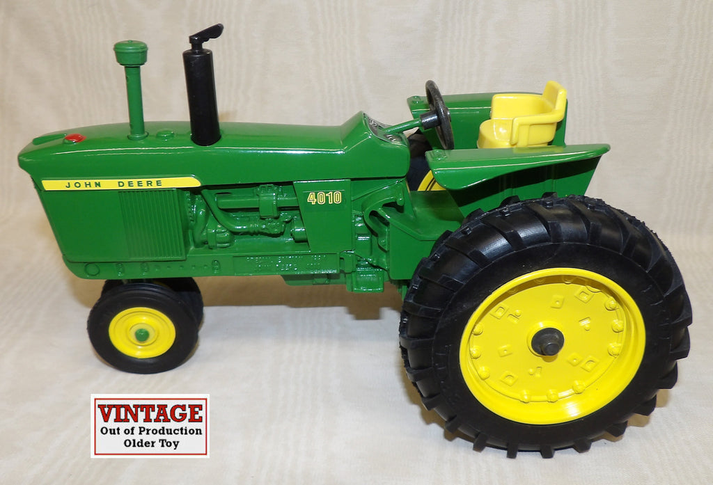 #5716DA-1 1/16 John Deere 1961 4010 Gas Narrow Front Tractor, Collectors Edition - No Box, AS IS
