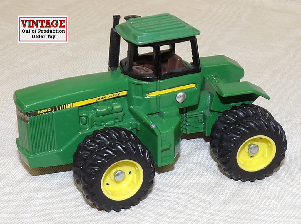 #575EO 1/64 John Deere 8850 4WD Tractor, Dark Green Version - No Box, AS IS