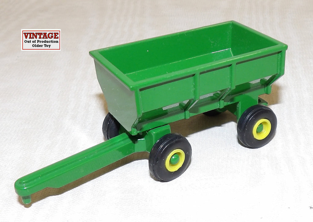 #5930 1/64 John Deere Flarebox Wagon - No Package, AS IS