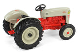 #61024 1/16 Ford 640 Tractor with FFA Logo