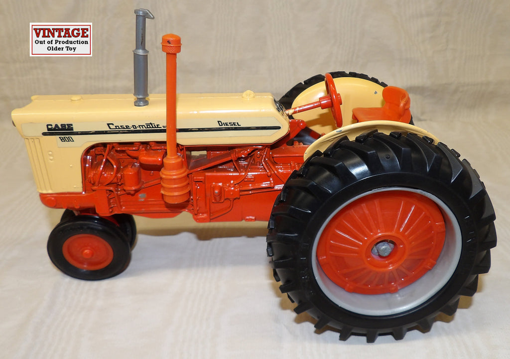 #693DO-1 1/16 Case 800 Diesel Narrow Front Tractor - Paint Chips, AS IS