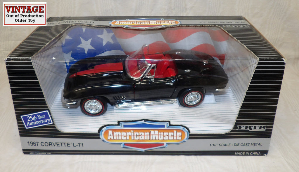 #7445 1/18 1967 Corvette L-71 - Tuxedo Black
