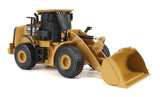 #84043 1/32 Cat 950M Wheel Loader with Accessories