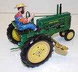 #B11ZM41 1/16 John Deere Model B Tin Windup Tractor