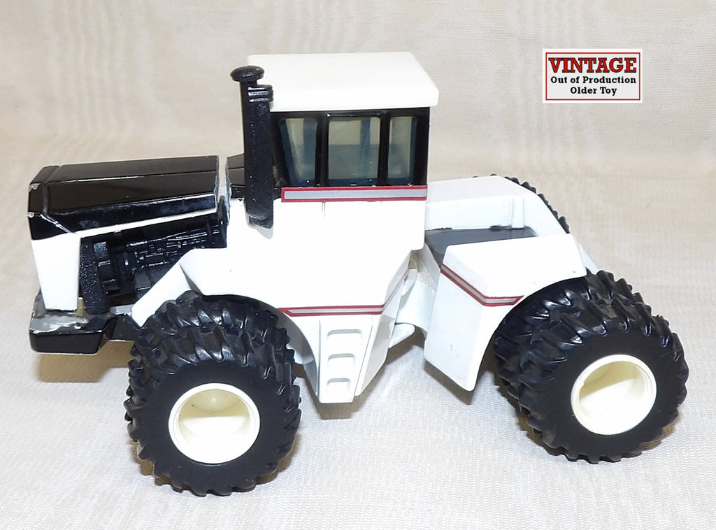 #CB1573 1/64 Big Bud "370" 4WD Tractor with Duals and Custom Hood - No Package, AS IS