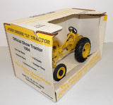 #CUST266 1/16 John Deere LI Tractor - 1994 Great American Toy Show Edition