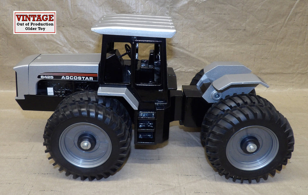 #FT0510 1/16 AGCO Star 8425 4WD Tractor with Duals