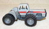 #FU0174 1/64 White 4-270 4WD Tractor with Duals - No Package, AS IS