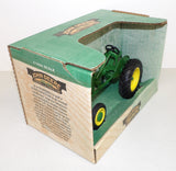 #JDM045 1/16 John Deere Model LA Tractor