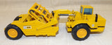 #NZG260 1/50 Cat 615 Elevating Scraper, Pre-Owned