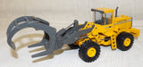 #NZG359 1/50 Volvo BM L150 Wheel Loader with Attachments, Pre-Owned