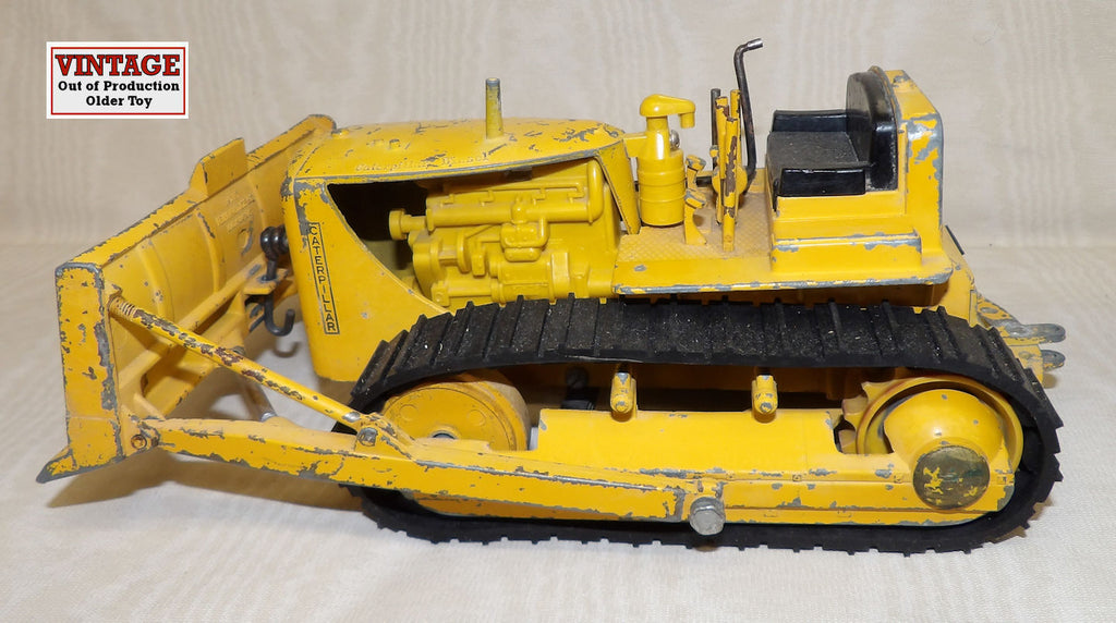 #Reuhl7 1/24 Caterpillar D-7 Diesel Crawler with Blade - No Box, AS IS