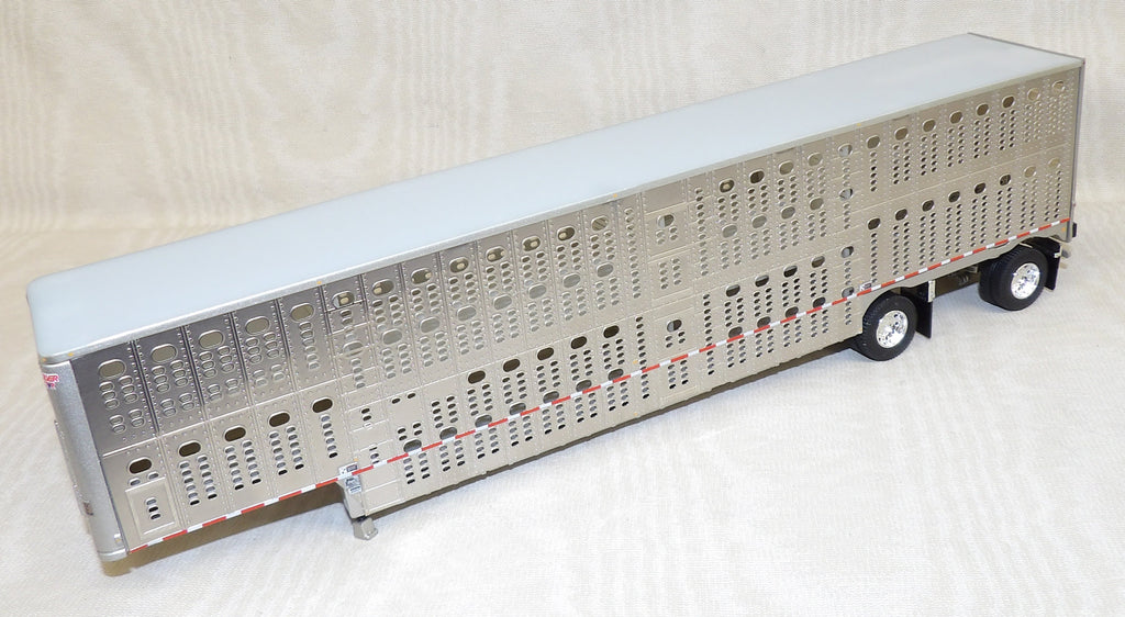 #T116 1/64 Wilson Silverstar Spread Axle Livestock Trailer - No Box