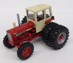 #ZJD1947 1/64 International Farmall 1256 4WD Tractor with Duals & Cab