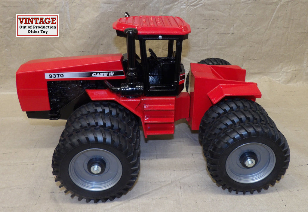 #ZSM831 1/16 Case-IH Steiger 9370 4WD Tractor with Triples, Heritage Collector Edition