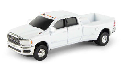 #47169A 1/64 White 2020 Dodge Ram 3500 Bighorn Dually Pickup