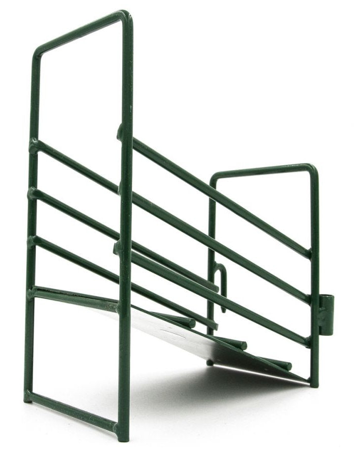 #500211 Green Metal Loading Ramp