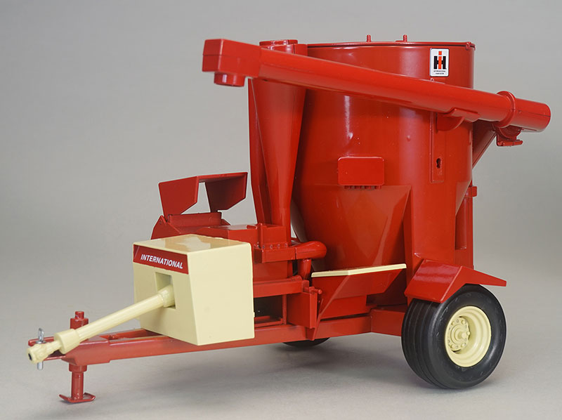 #ZJD1890 1/16 International 950 Grinder Mixer